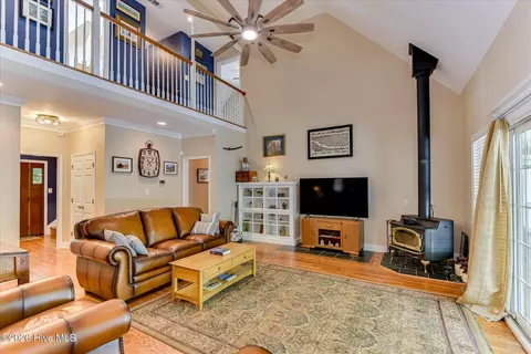 Living - 1654 NE Cedar Creek Dr, Thomson, GA 30824 photo 1 of 5