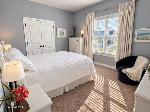 Bedroom - 30 Silo Ct, Hampstead, NC 28443 photo 4 of 8