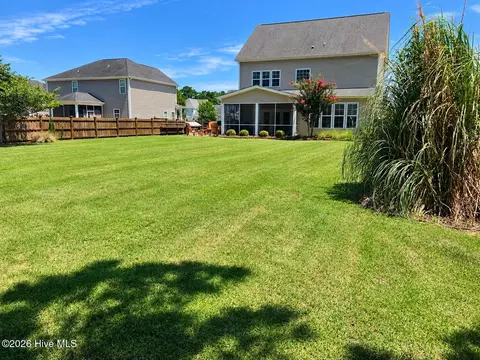 Exterior - 30 Silo Ct, Hampstead, NC 28443 photo 6 of 13