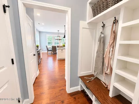 Entry Way - 30 Silo Ct, Hampstead, NC 28443 photo 4 of 8