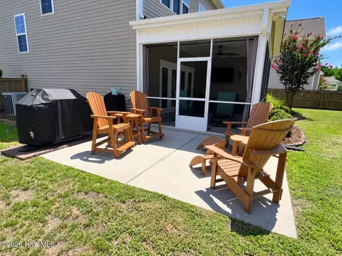 Exterior - 30 Silo Ct, Hampstead, NC 28443 photo 11 of 13