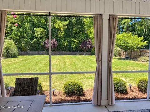 Exterior - 30 Silo Ct, Hampstead, NC 28443 photo 10 of 13