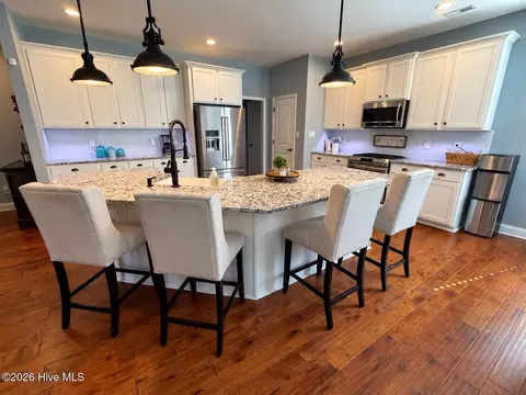 Kitchen - 30 Silo Ct, Hampstead, NC 28443 photo 1 of 5