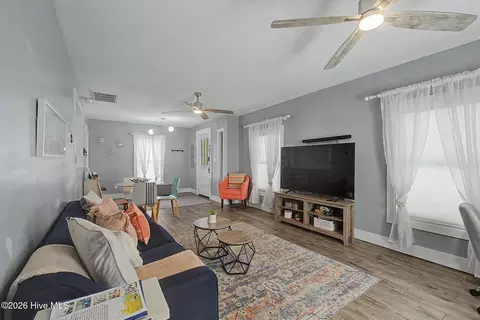Living - 306 Ellis St, Augusta, GA 30901 photo 2 of 2