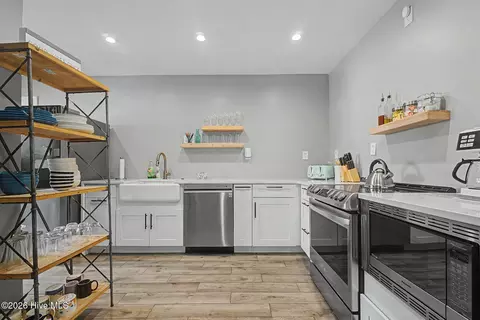 Kitchen - 306 Ellis St, Augusta, GA 30901 photo 1 of 2