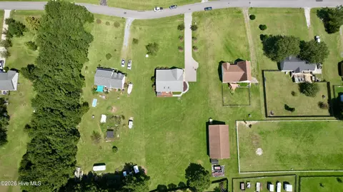 View/Area - 133 Derby Ln, Hampstead, NC 28443 photo 6 of 7