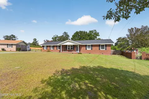 Exterior - 3002 Eagle Dr, Augusta, GA 30906 photo 1 of 10