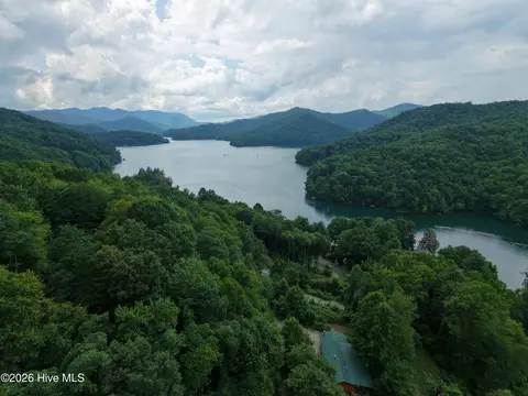 227 Aquone Overlook Rdg, Topton, NC 28781