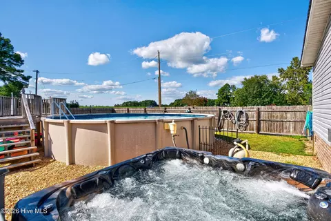 Exterior - 16 Knight Ln, Corapeake, NC 27926 photo 5 of 9