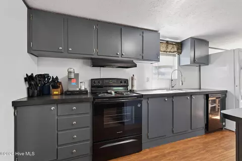 Kitchen - 16 Knight Ln, Corapeake, NC 27926 photo 5 of 5
