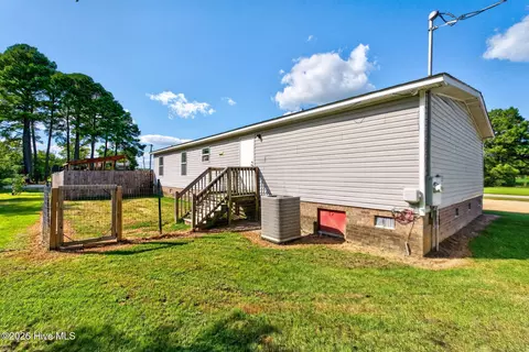 Exterior - 16 Knight Ln, Corapeake, NC 27926 photo 3 of 9