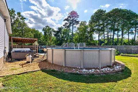 Exterior - 16 Knight Ln, Corapeake, NC 27926 photo 1 of 9