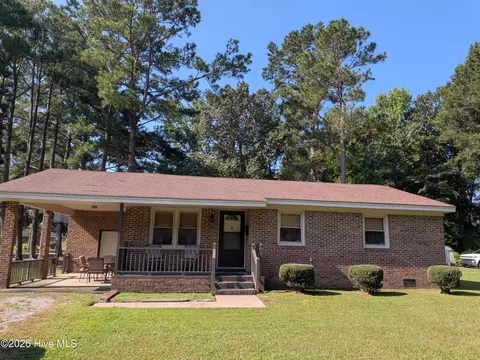 216 E Troy St E, Ahoskie, NC 27910