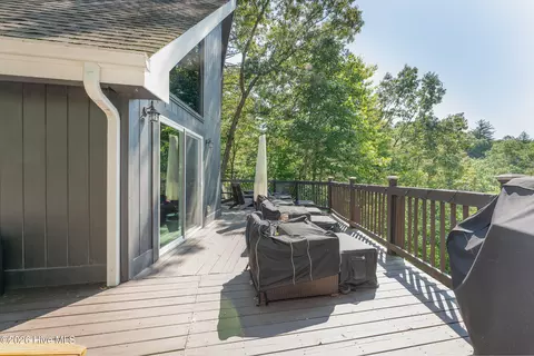 Exterior - 100 Stephens Ln, Murphy, NC 28906 photo 9 of 13