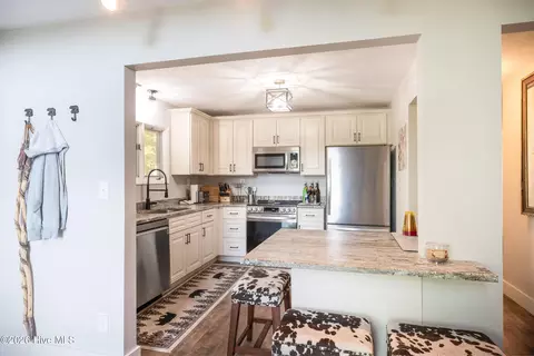 Kitchen - 100 Stephens Ln, Murphy, NC 28906 photo 1 of 4