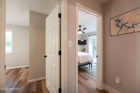Entry Way - 100 Stephens Ln, Murphy, NC 28906 photo 2 of 4