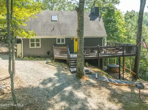 Exterior - 100 Stephens Ln, Murphy, NC 28906 photo 3 of 13