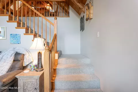 Entry Way - 100 Stephens Ln, Murphy, NC 28906 photo 3 of 4