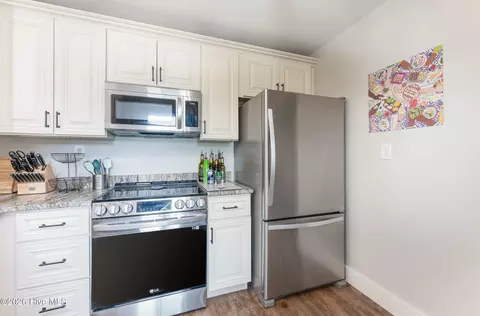 Kitchen - 100 Stephens Ln, Murphy, NC 28906 photo 2 of 4