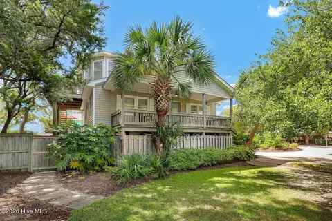 5 Parmele Blvd, Wrightsville Beach, NC 28480