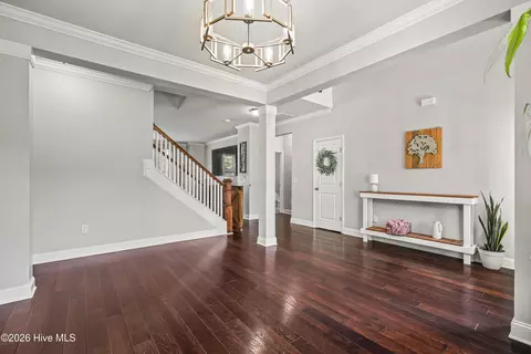 Entry Way - 64 Sally Ln, Hampstead, NC 28443 photo 4 of 6