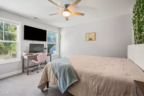Bedroom - 64 Sally Ln, Hampstead, NC 28443 photo 10 of 10