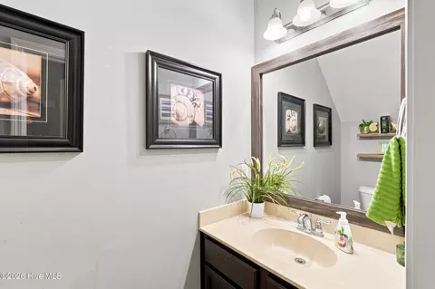 Bath - 111 Mason Ct, Hampstead, NC 28443 photo 1 of 5