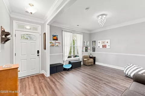 Entry Way - 111 Mason Ct, Hampstead, NC 28443 photo 4 of 8