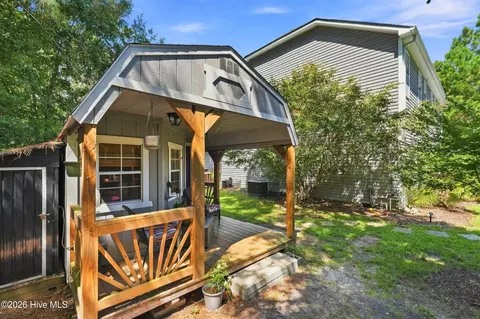 Exterior - 111 Mason Ct, Hampstead, NC 28443 photo 6 of 6