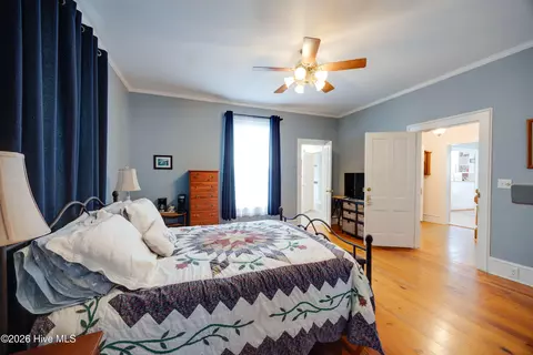 Bedroom - 427 E Main St, Washington, NC 27889 photo 2 of 9