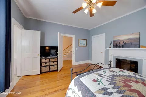 Bedroom - 427 E Main St, Washington, NC 27889 photo 4 of 9