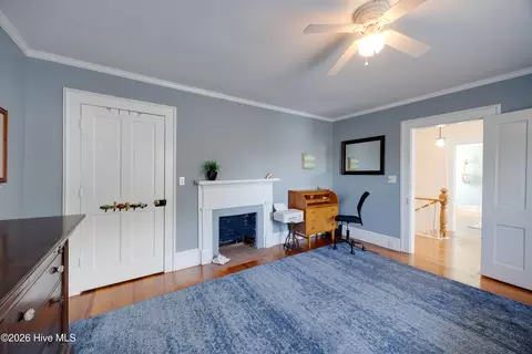 Bedroom - 427 E Main St, Washington, NC 27889 photo 7 of 9