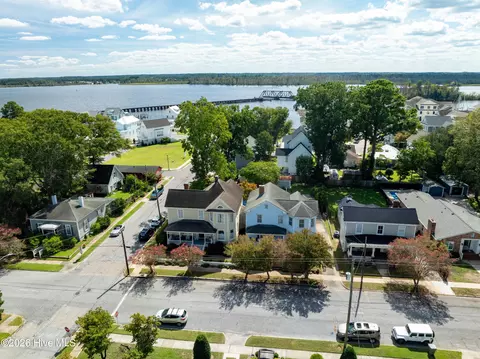 Other - 427 E Main St, Washington, NC 27889 photo 2 of 11