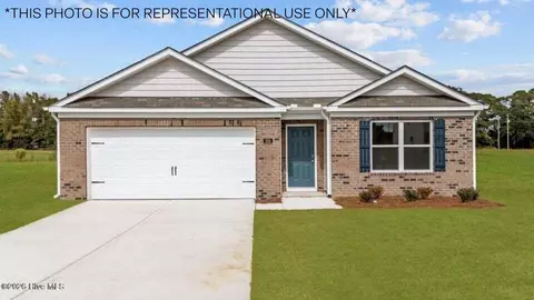 117 Claude St, La Grange, NC 28551