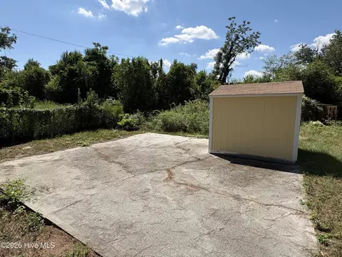 Exterior - 1902 Gardner St, Augusta, GA 30904 photo 6 of 8
