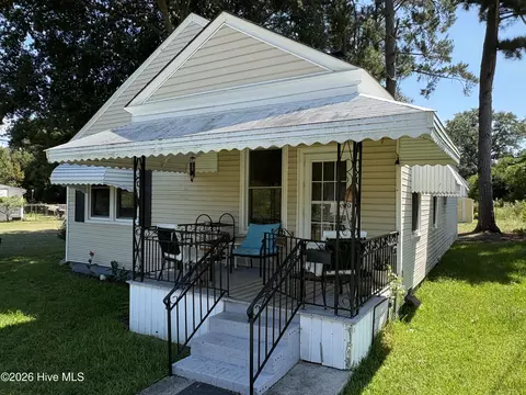 Exterior - 1902 Gardner St, Augusta, GA 30904 photo 3 of 8