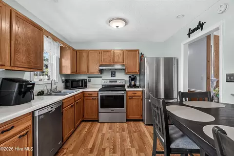 Kitchen - 500 Nutfield Dr, Hubert, NC 28539 photo 1 of 4