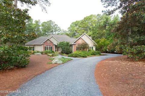 Exterior - 31 Greyabbey Dr, Pinehurst, NC 28374 photo 1 of 13