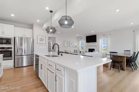 Kitchen - 109 Ryker Rd E, Moyock, NC 27958 photo 4 of 7