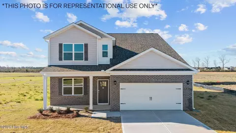 106 Marsden Cir, La Grange, NC 28551