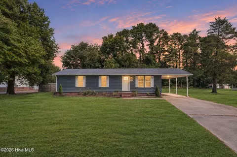 567 Blount Rd, Elizabeth City, NC 27909
