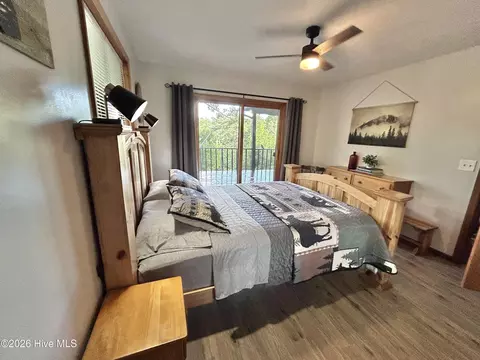 Bedroom - 234 Ashley Ln, Murphy, NC 28906 photo 2 of 5