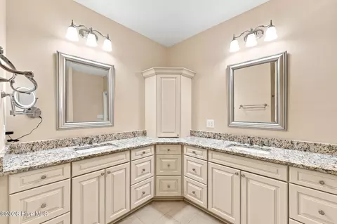 Bath - 9 Linton Ct, Pinehurst, NC 28374 photo 2 of 4