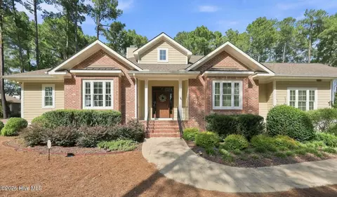 Exterior - 9 Linton Ct, Pinehurst, NC 28374 photo 2 of 9