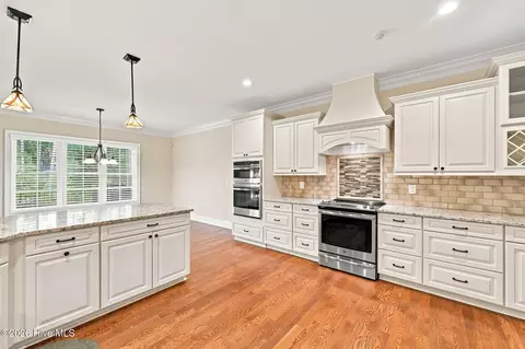 Kitchen - 9 Linton Ct, Pinehurst, NC 28374 photo 4 of 4