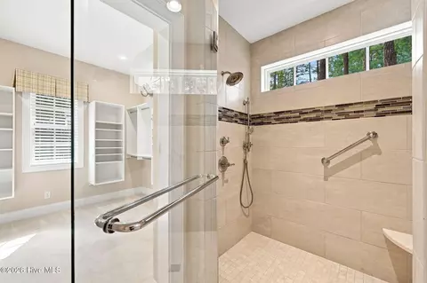 Bath - 9 Linton Ct, Pinehurst, NC 28374 photo 3 of 4