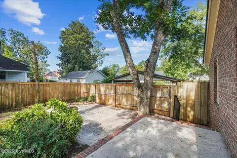 Exterior - 411 S 3rd St, Smithfield, NC 27577 photo 8 of 12
