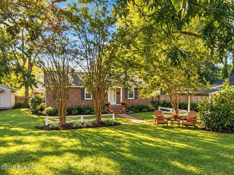 Exterior - 411 S 3rd St, Smithfield, NC 27577 photo 3 of 12