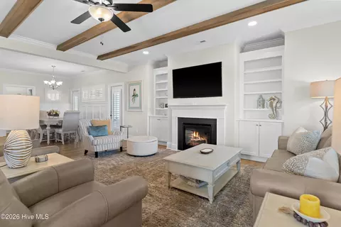 Living - 51 W Singing Ave, Hampstead, NC 28443 photo 1 of 5