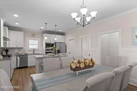 Dining - 51 W Singing Ave, Hampstead, NC 28443 photo 2 of 3